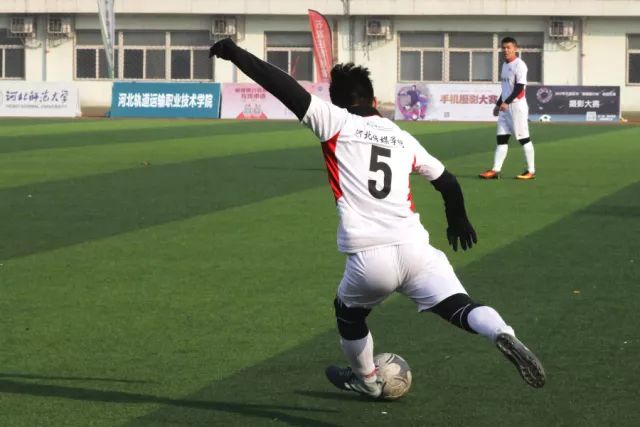 林书豪宣布提前结束CBA本赛季征程 仅出战7场