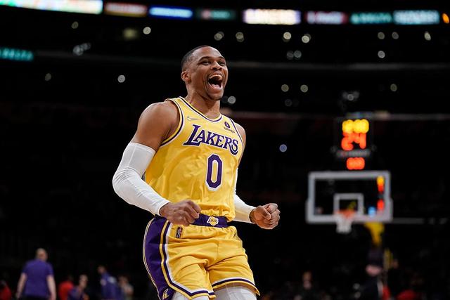 西甲-拉菲尼亚破门莱万建功 巴萨2-2塞尔塔