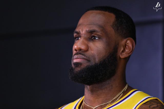 记者谈老佛爷金球奖言论：他患有梅西恐惧症