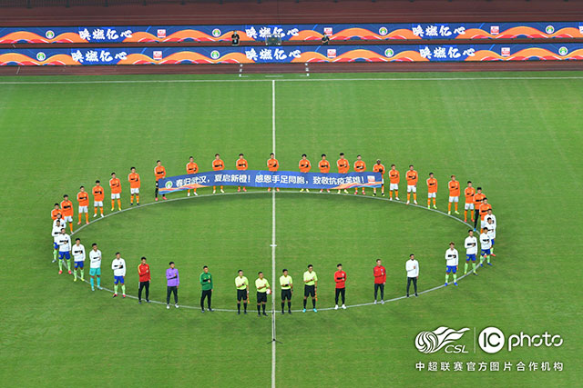 雷迪克公布湖人新赛季首发阵容：詹眉拉里八村